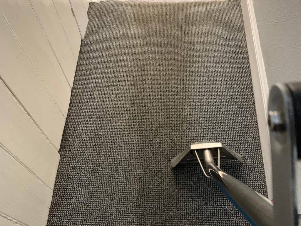 Dirty Grey Carpet During